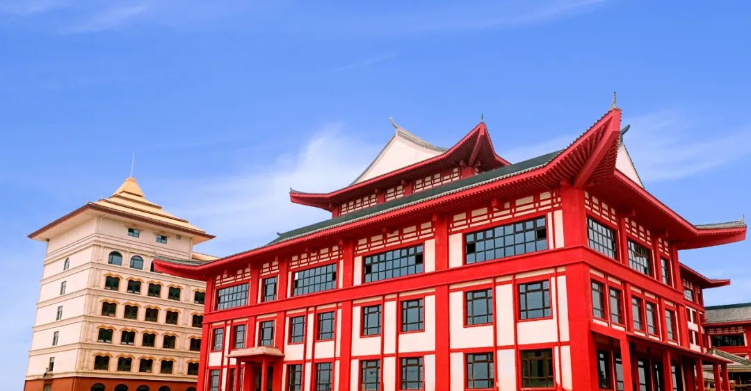 河北外国语学院发挥大学国际化资源优势，打造河北省国际科技园区